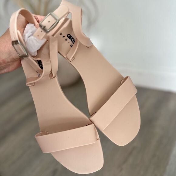 asos design flat jelly sandals in matte beige - Picture 1 of 7